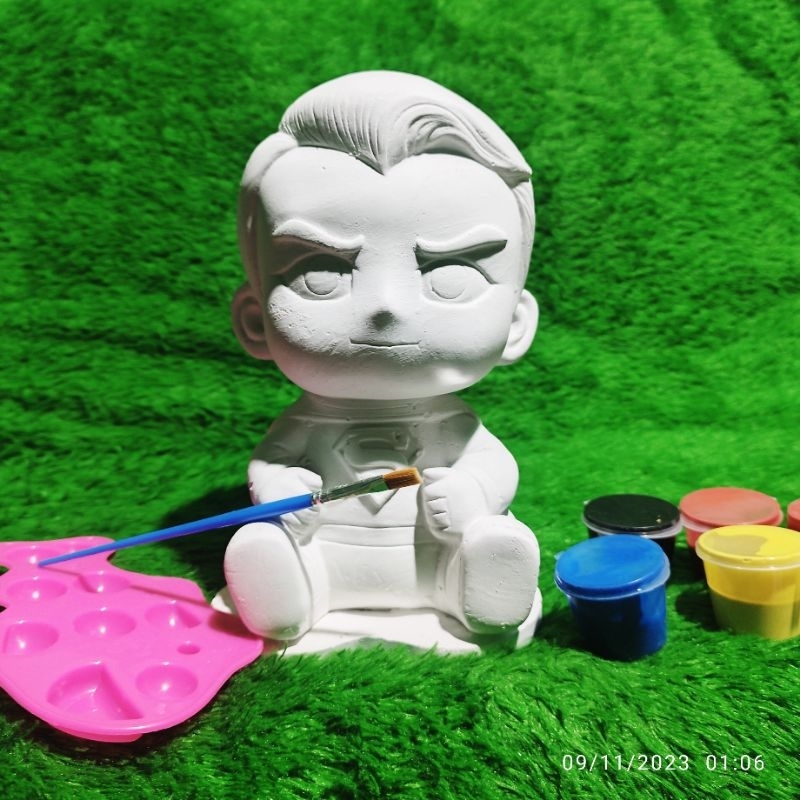 Mainan Edukasi anak, Celengan lukis jumbo, celengan gypsum, motif superboy
