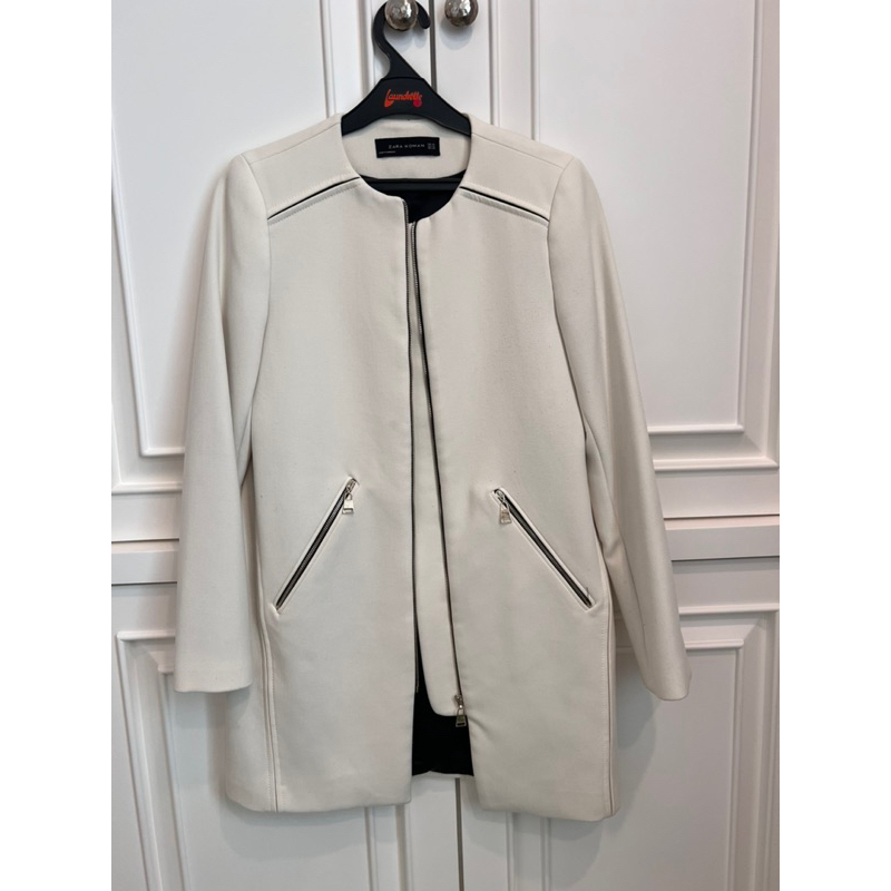 Preloved Zara Coat White size Xz
