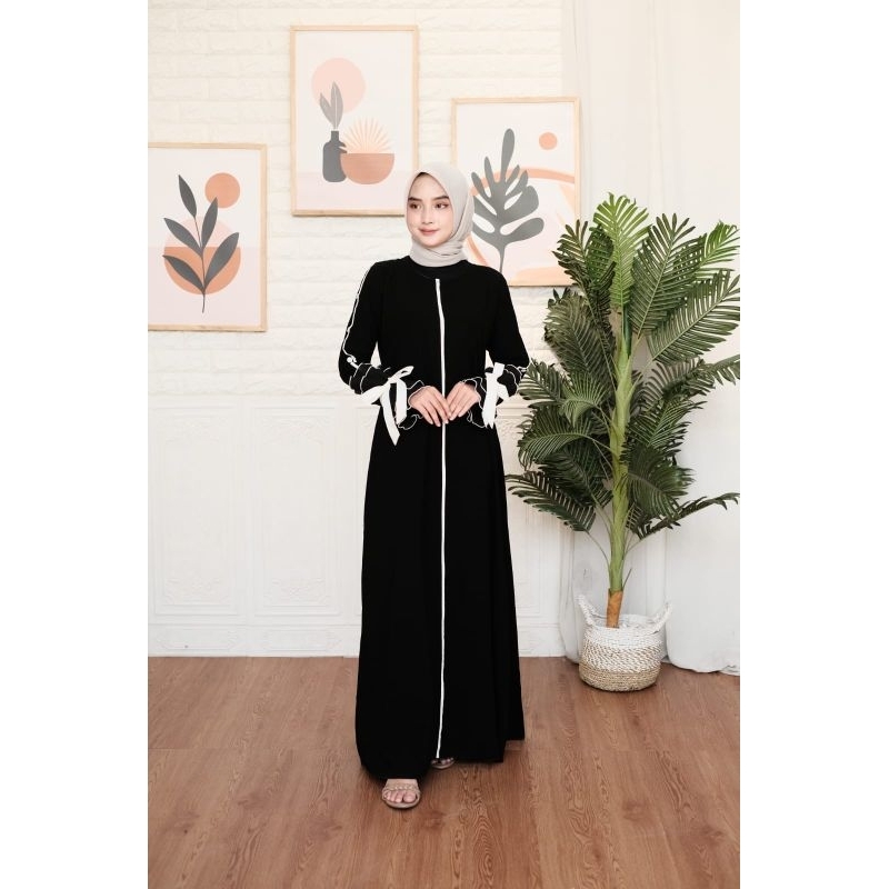 abaya Hanna abaya