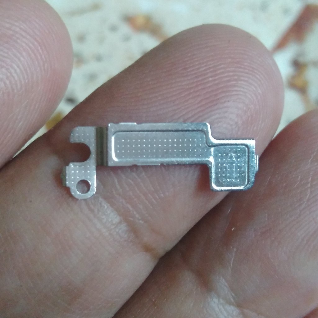 Plat Besi Penahan Soket LCD Huawei Nova 2i RNE-L22 Plat Penahan LCD Huawei Nova 2i RNE L22 Plat Peng