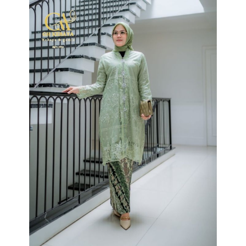 KEBAYA ~ KEBAYA TUNIK ELEGAN PAYET MUTIARA MEWAH