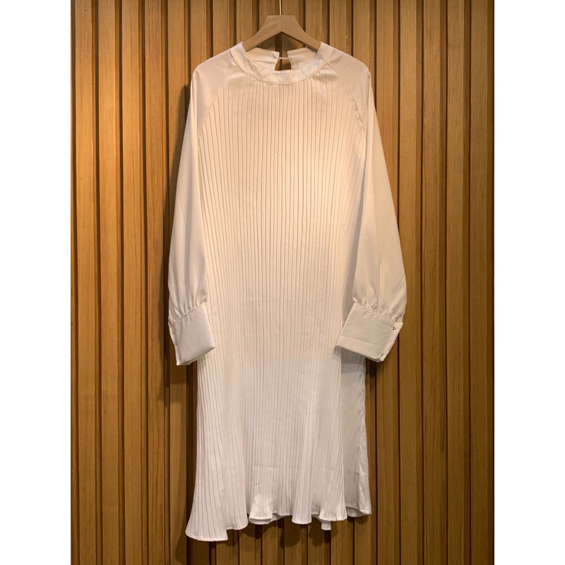 Tunik plisket putih wanita || Dress putih wanita || Baju muslim wanita putih