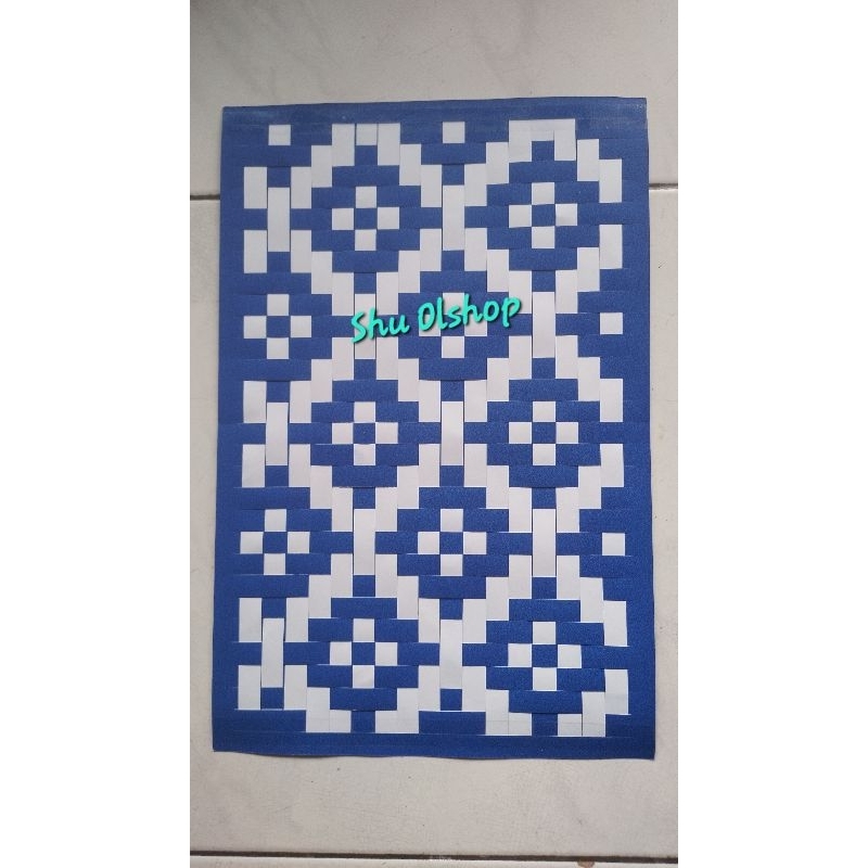 prakarya/anyaman kertas/kesenian