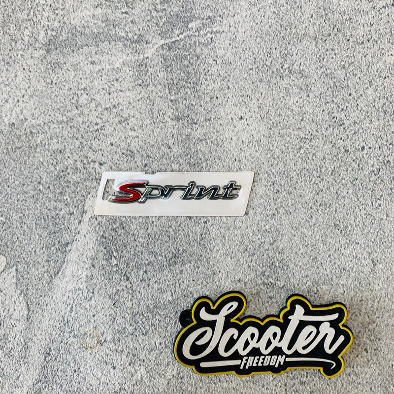 Stiker Emblem Sprint Body Depan Vespa Original
