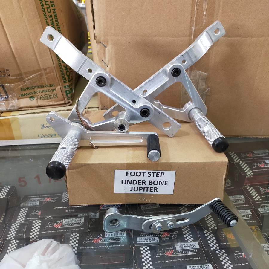 FOOTSTEP STEP UNDERBON RC3 JUPITER Z VEGA R CRYPTON