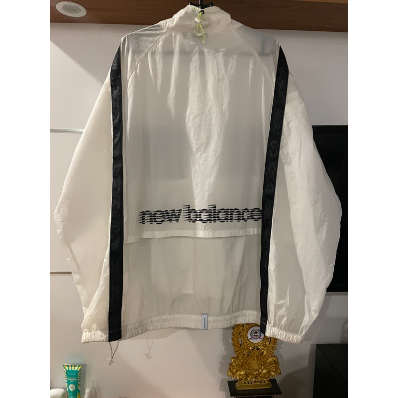 windbreaker new balance