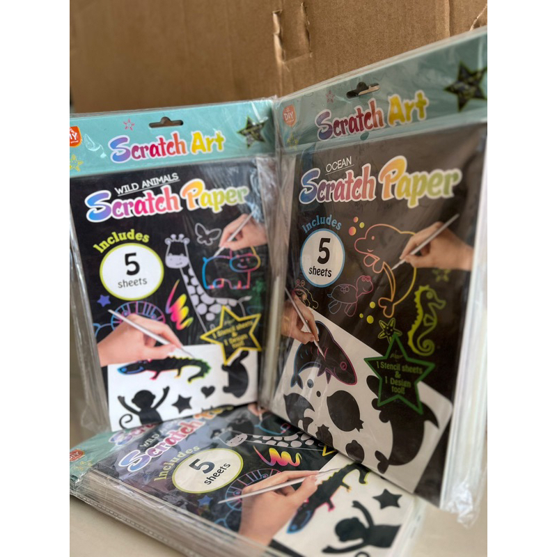 

Scratch note kecil/Buku Magic Warna Colourful Scratch note kecil / Black Cardboard/mainan edukasi Diy Scratch Paper/Magic Colour Rainbow Scratch Paper/Kertas Ajaib/Mainan edukatif/Souvenir ulang tahun