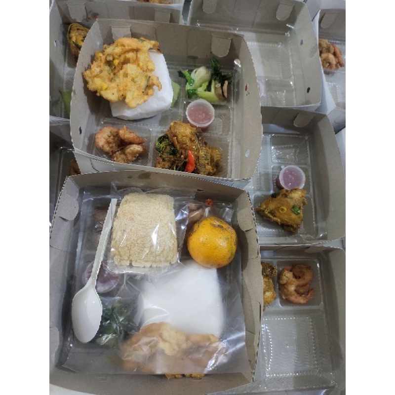 Nasi Box Ayam Goreng Paket Lengkap Murah