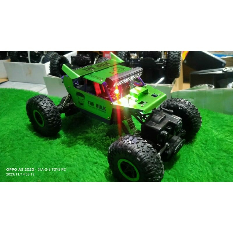 Mobil remot offroad 4x4 metal alloy