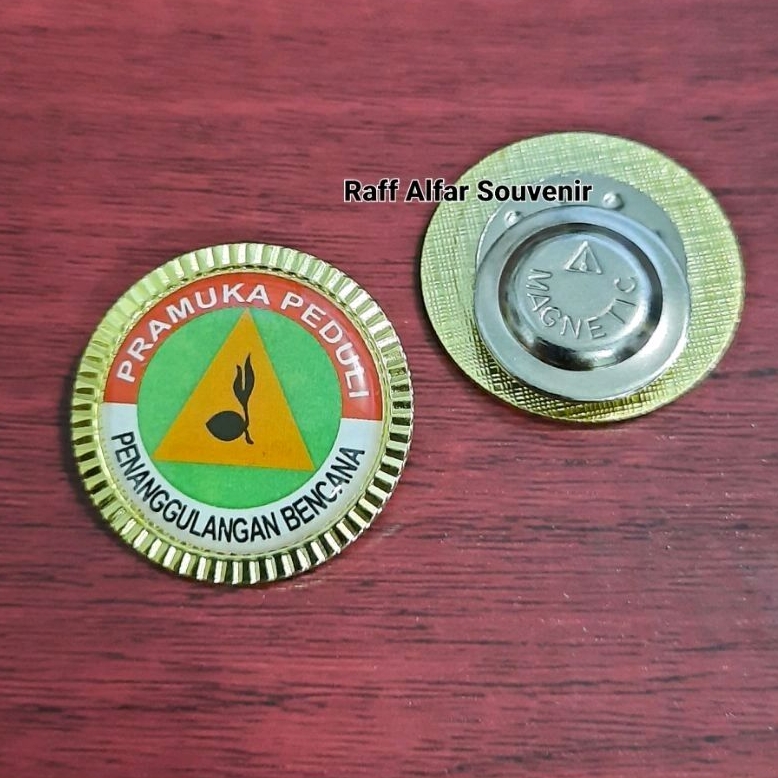 Pin pramuka peduli - lencana pramuka peduli
