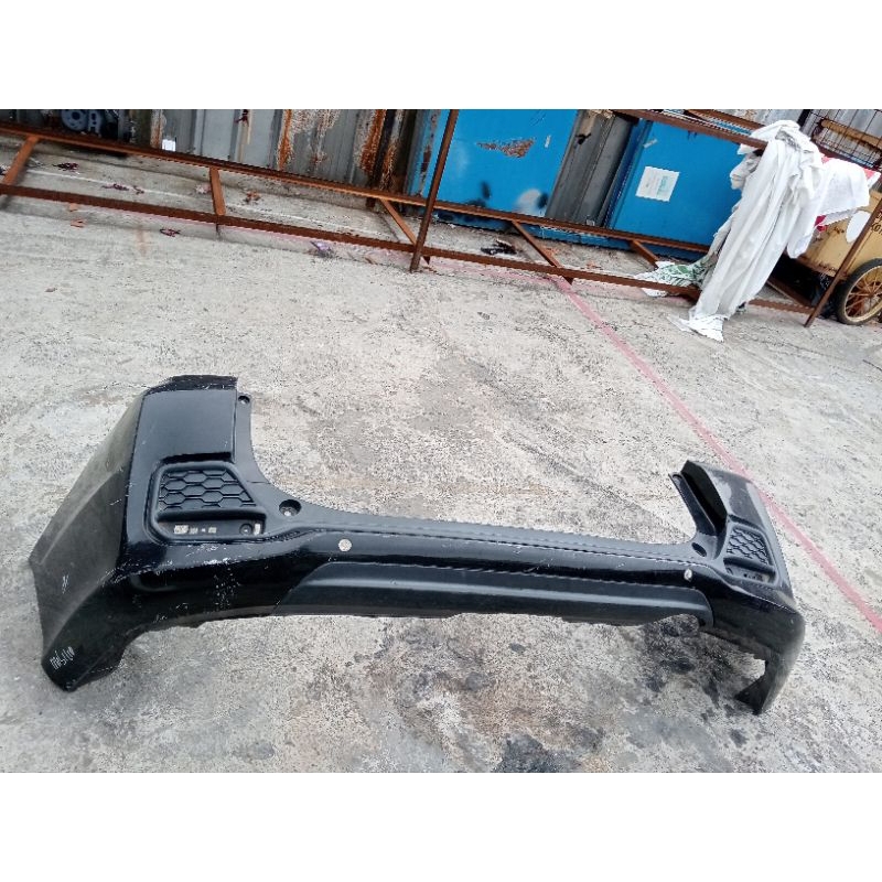 bemper belakang mobilio
