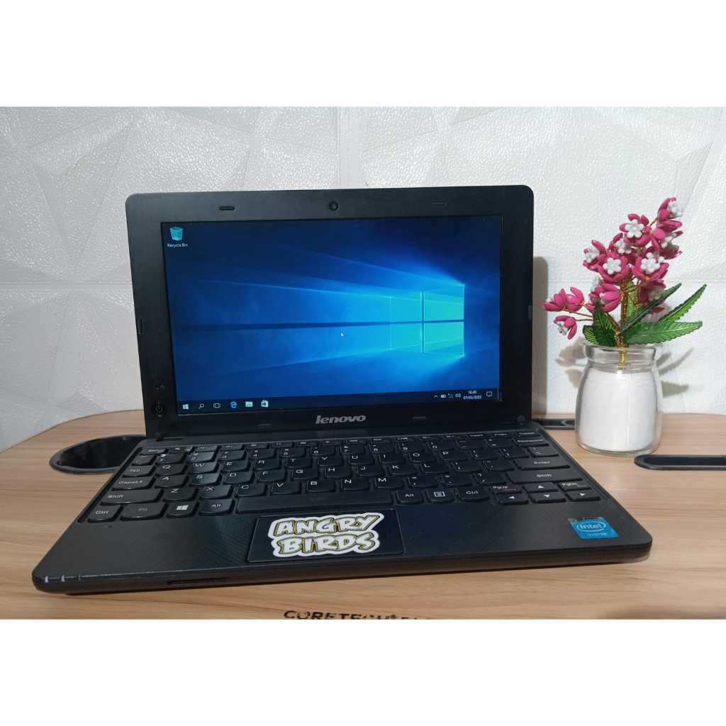 Netbook lenovo S1030 Ram 2 gb ,internal 320 gb
