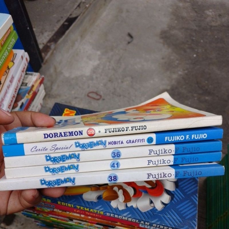komik doraemon
