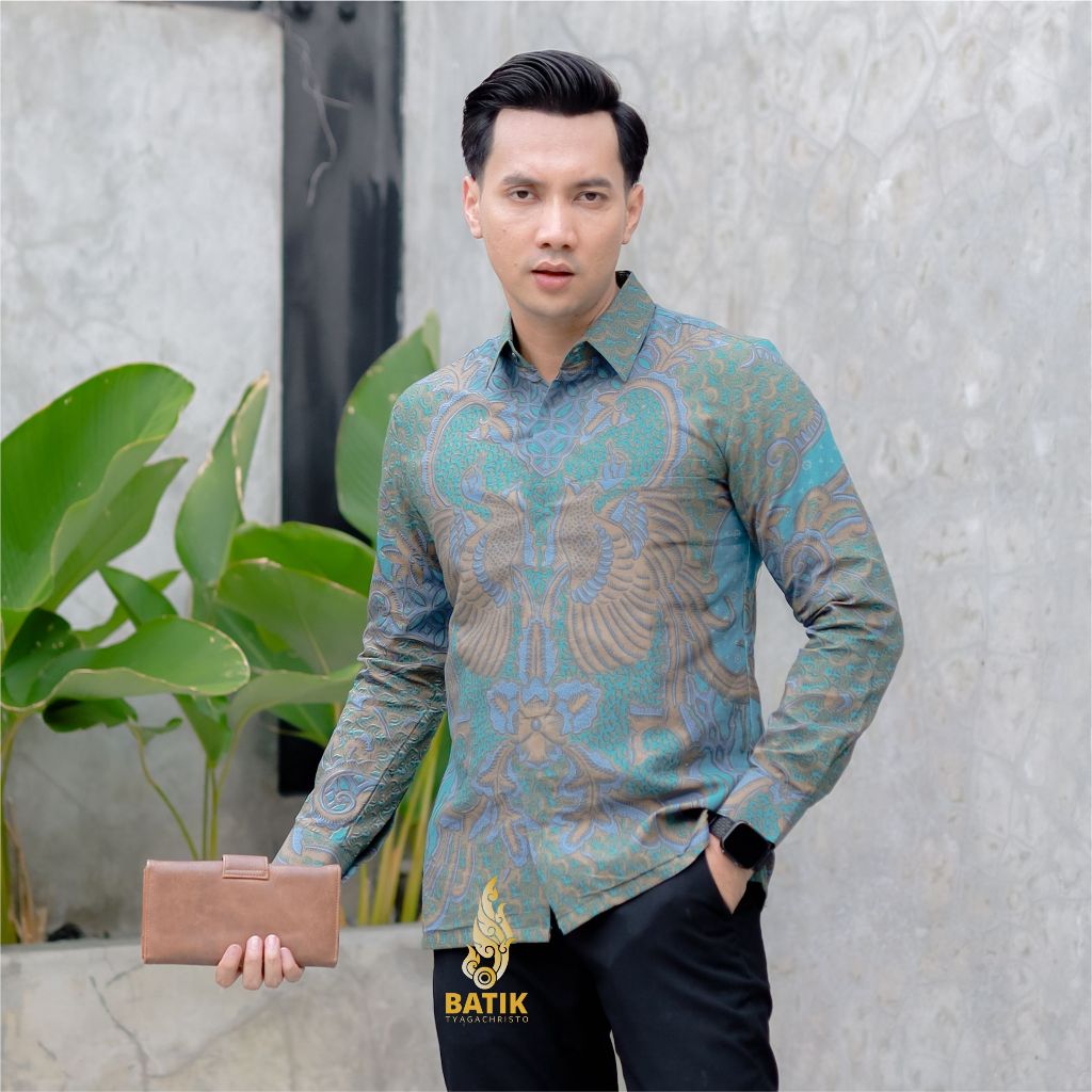 Kemeja Batik Tyagachristo 0251 Slimfit Lengan Panjang Batik Solo