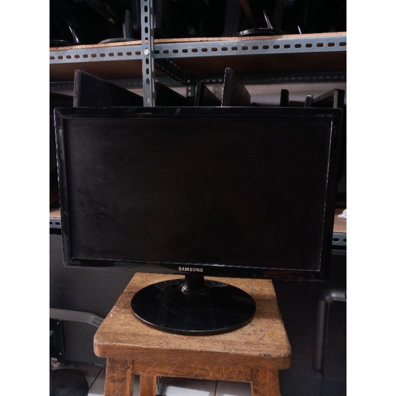 MONITOR SAMSUNG 19INCH WIDE