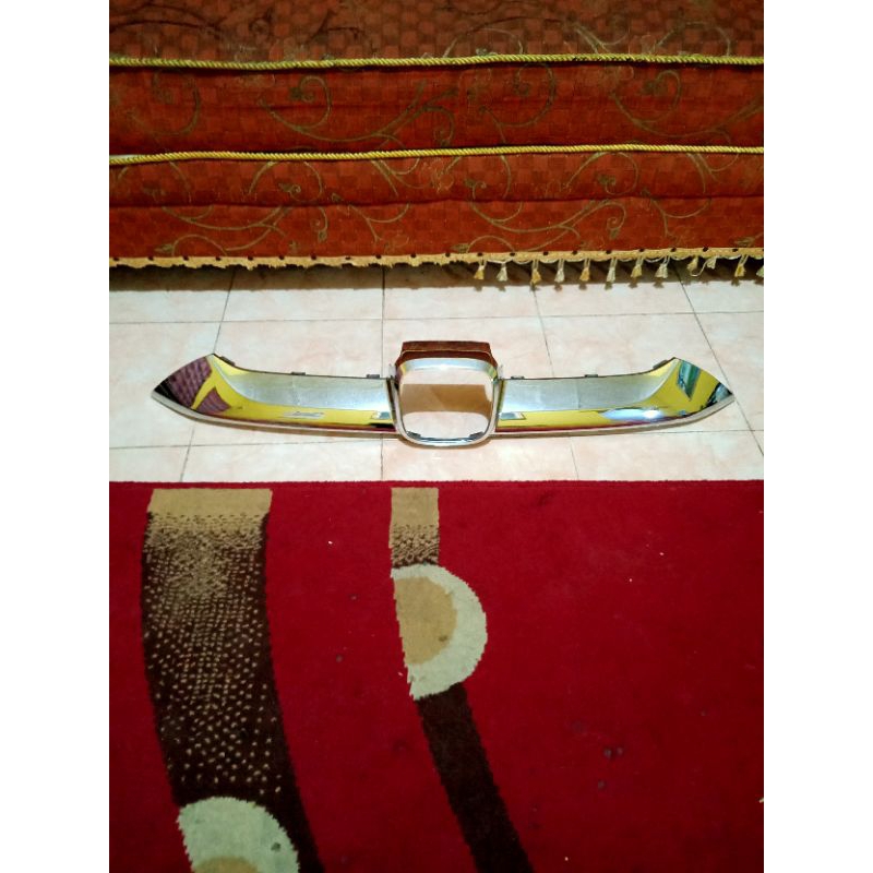 list moulding grill Honda CRV turbo prestige
