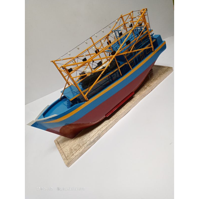 miniatur kapal cumi, nelayan 60cm