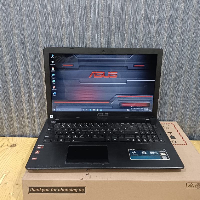 Laptop Asus X550ZE Amd A10-7400P Amd Radeon R5+Amd Radeon R6 Layar 15inch gaming editing ok