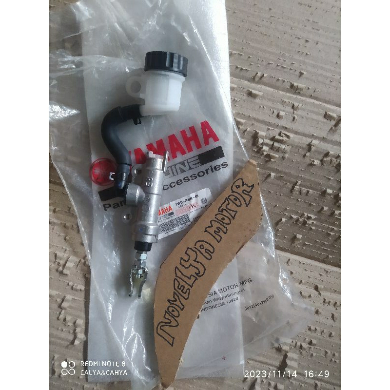 REAR MASTER CYLINDER ASSY MASTER REM BELAKANG R25 V OLD R 25 NEW V2 MT25 OLD MT 25 NEW ORI YAMAHA 1W