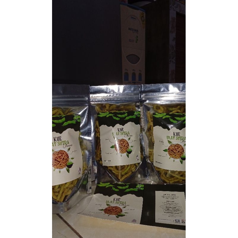 

Kue Ulat Sutra Edamame
