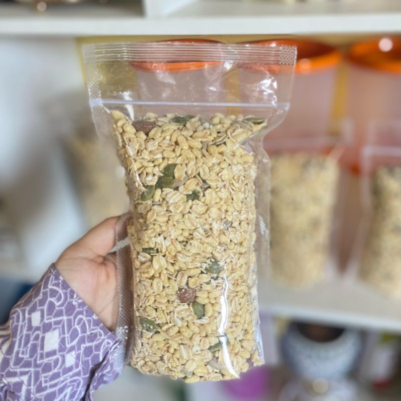 

Repack MUESLI healthy 200g by Safiya