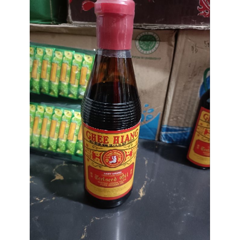 

Minyak Wijen GHEE HIANG Sedang / Baby Brand 300 ml