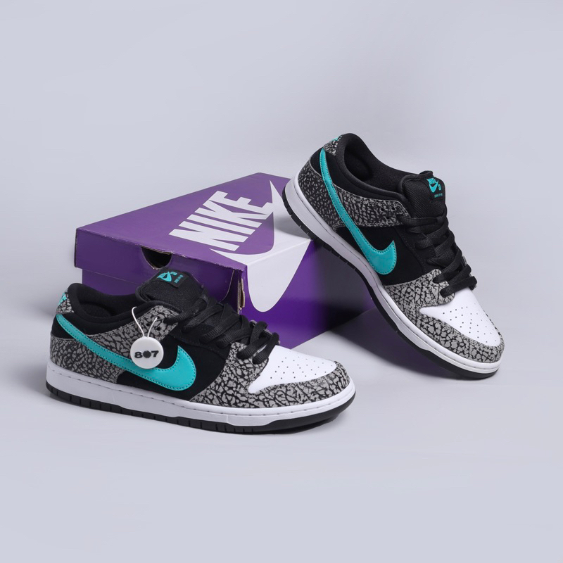 SB Dunk Low Atmos Elephant