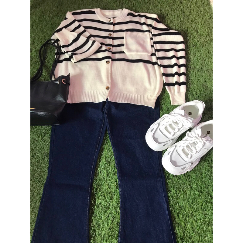 Cardigan Stripe Wanita Warna putih