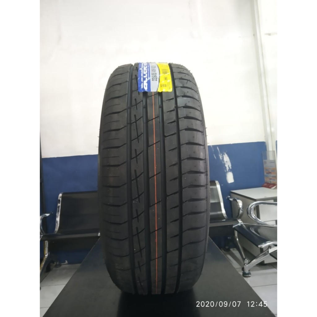 Ban Mobil RIng 18 235/65 Murah Merek Accelera Iota St68 235 65 R18 Tubless Berkualitas
