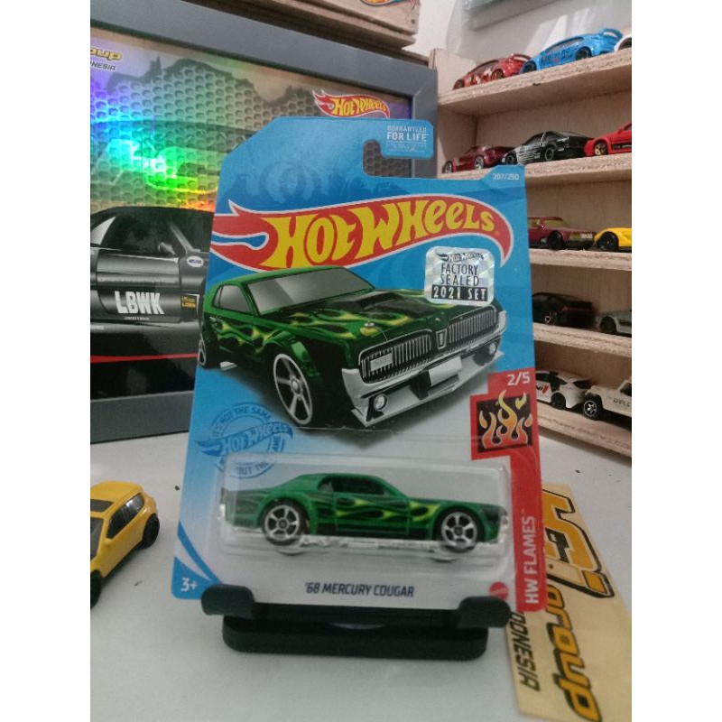 HOT WHEELS 68 MERCURY COUGAR