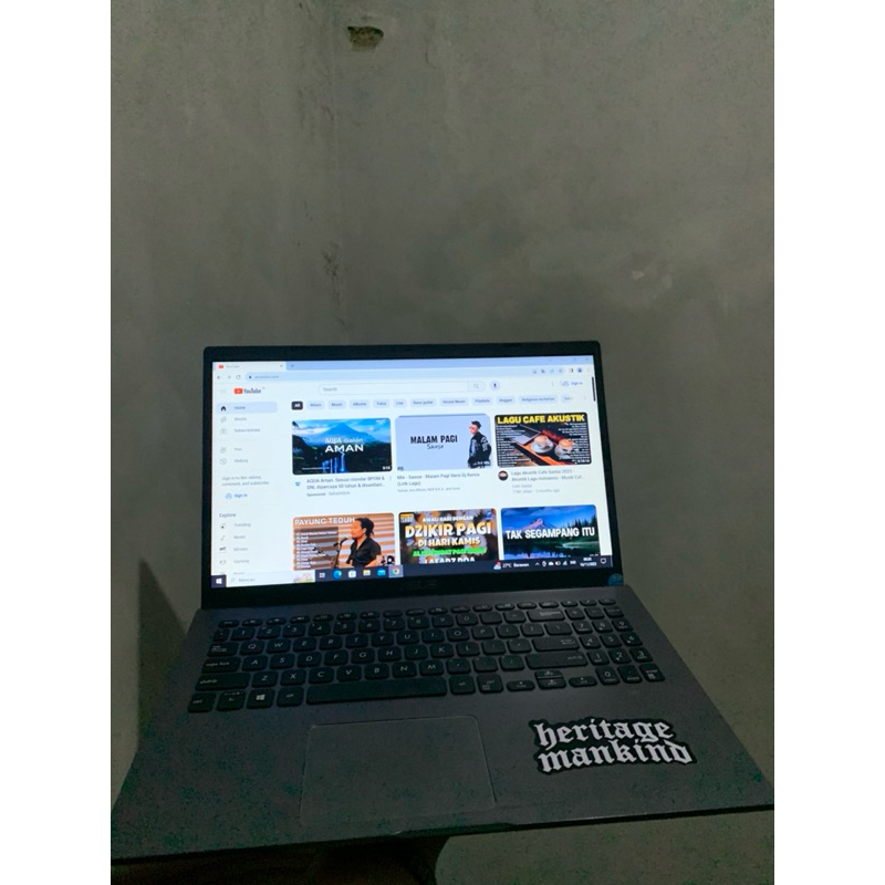 ASUS VIVOBOOK 15”