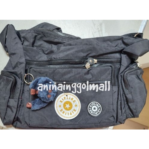 TAS WANITA TAS SELEMPANG POLOS BAHAN PARASUT Merk KIPLING N1