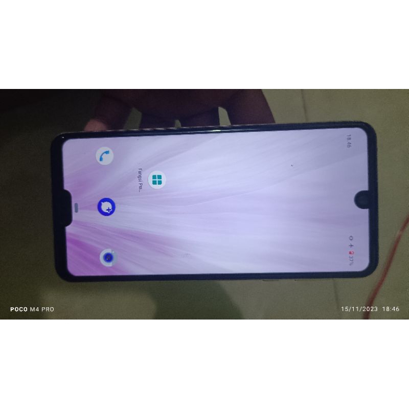 Sharp Aquos R3 minus DT