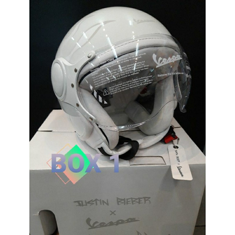 Helm Vespa Justin Bieber Original (promo)