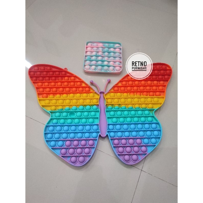 Pop It Jumbo Butterfly Rainbow & Square Tie Die