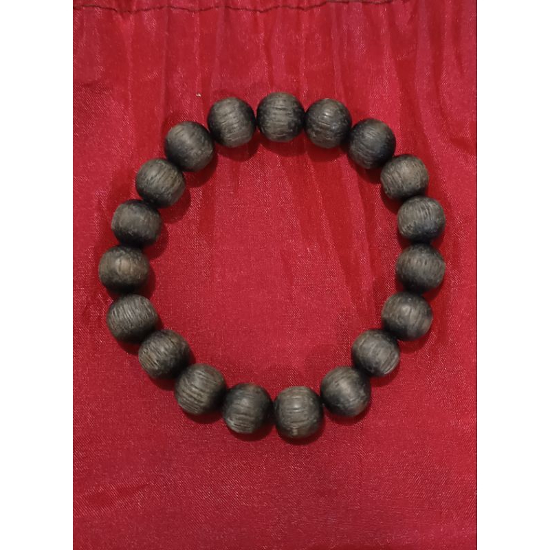 Gelang kayu kaboa purba