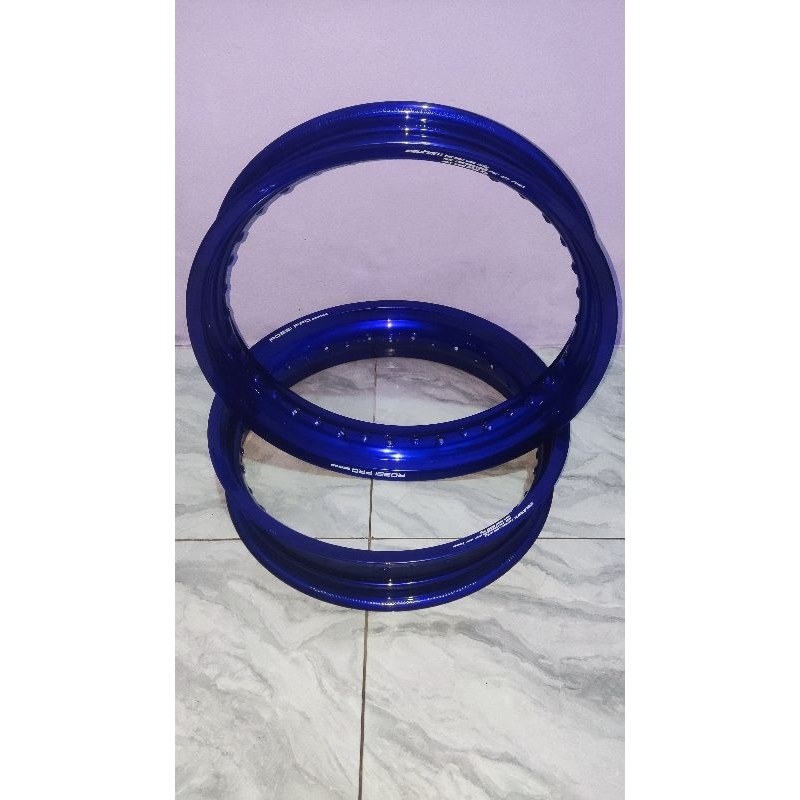 velg supermoto Rossi 300/350 warna biru hole 36
