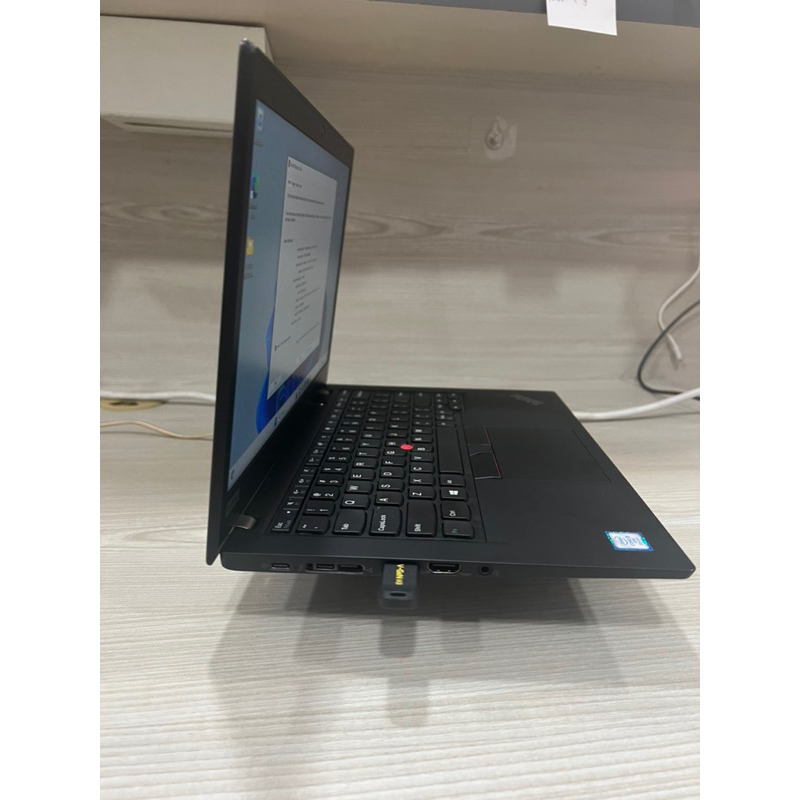 Lenovo X390 i5 gen8