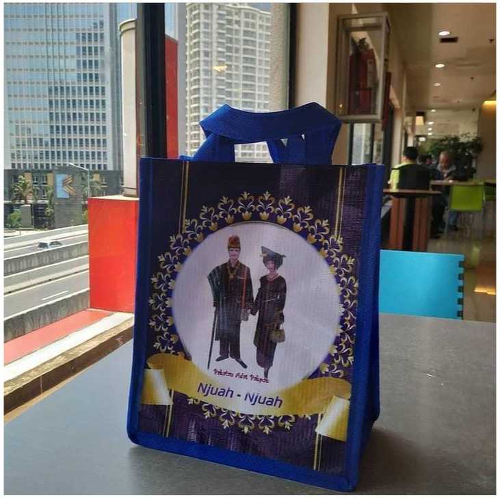 

Goodie Bag Custom - Tas Pesta Ulang Tahun - Souvenir Nikahan Custom