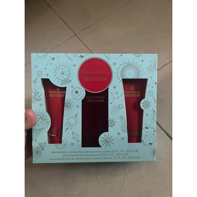 Elizabeth Arden Red Door Gift Set