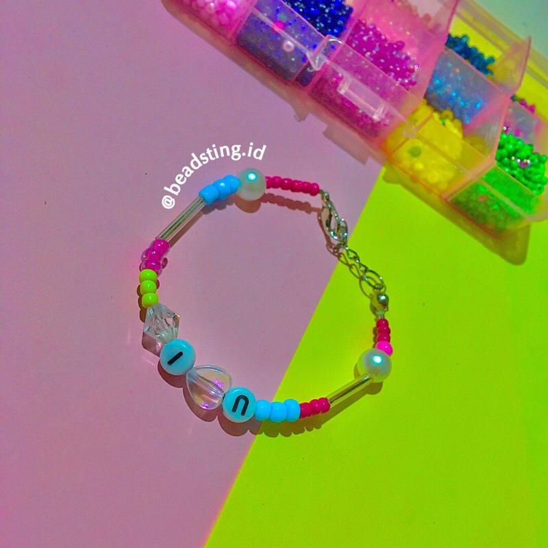Gelang huruf aesthetic (bisa request)