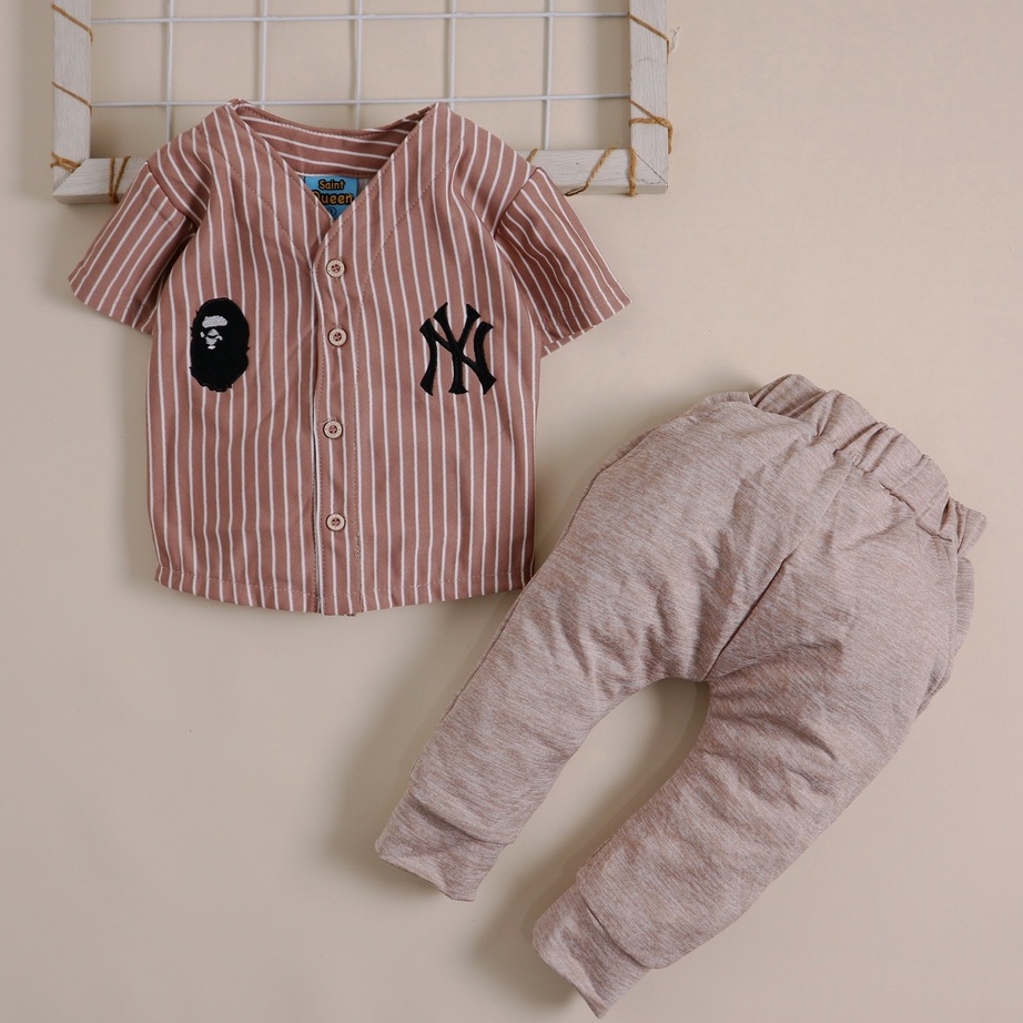 Terlaku. PROMO 11.11 Nuna Store SaintQueen Motif Baseball NY 01 / Setelan Baju Bayi 6 bulan - 4 tahu