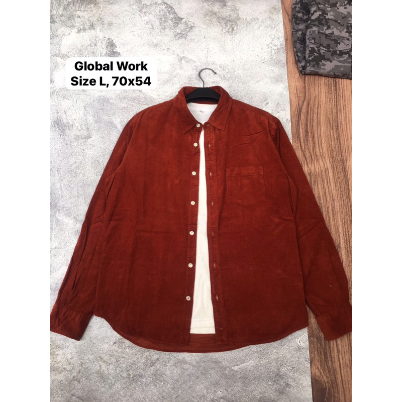 Kemeja Corduroy Global work Size L, UNIQLO