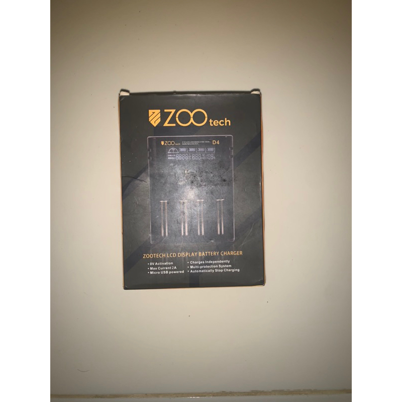 charger Zootech D4