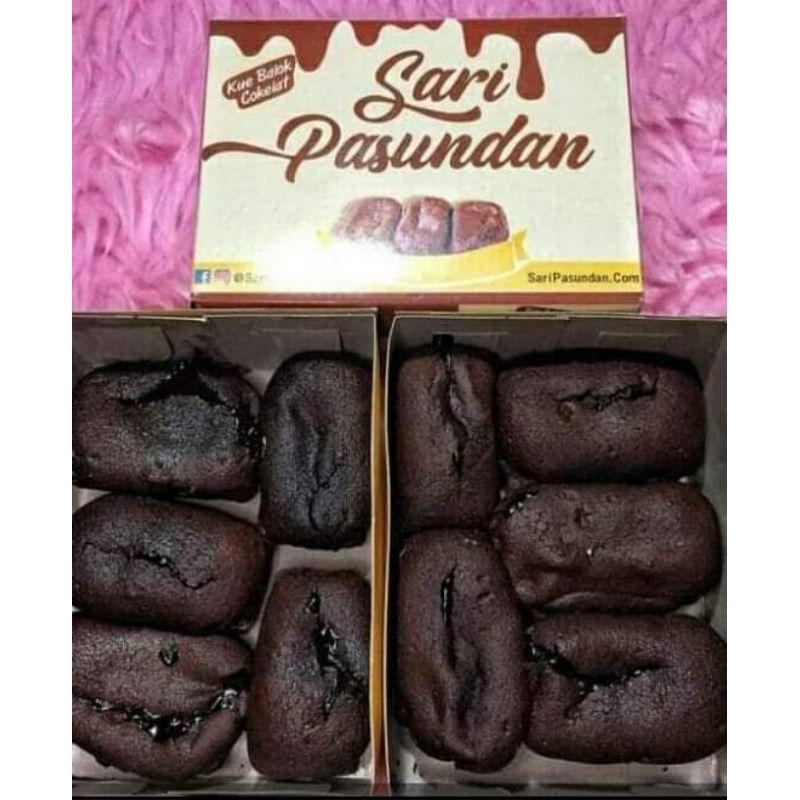 

kue balok coklat lumer sari pasundan