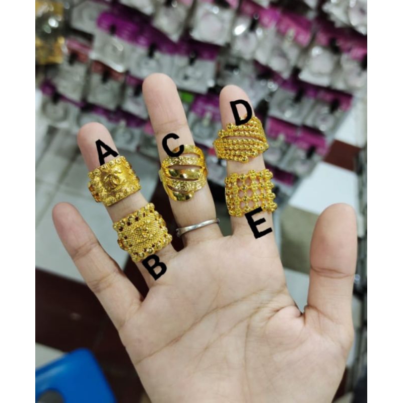 CINCIN MOTIF CC KUNING EMAS MOTIF YXY
