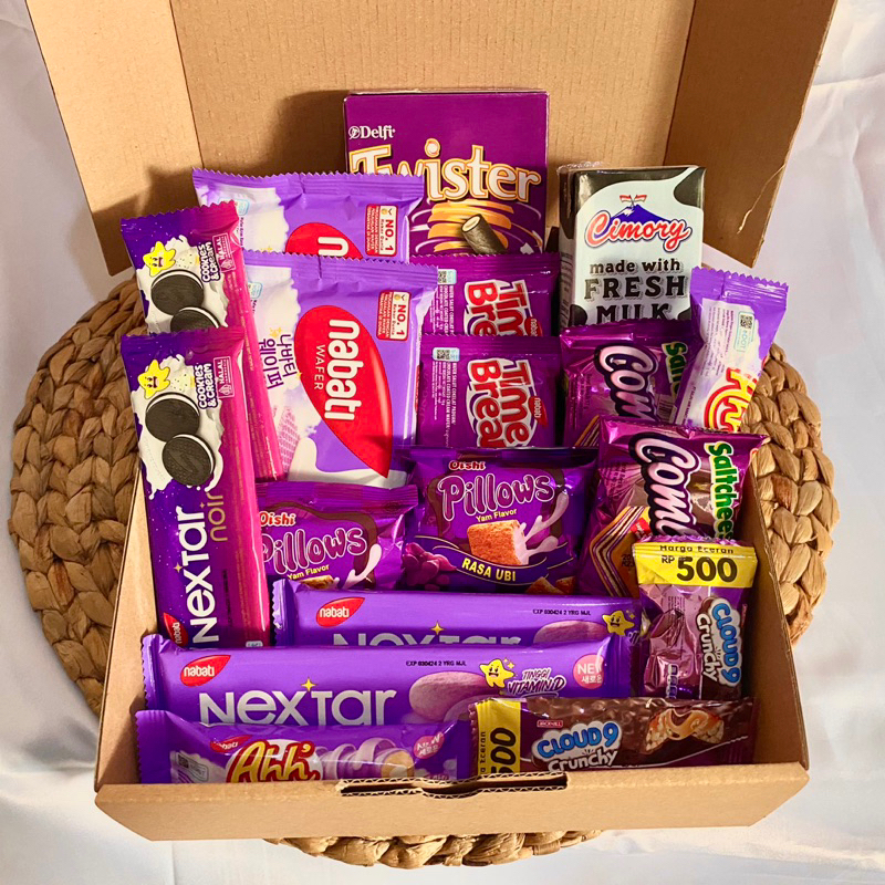 

HAMPERS / GIFT BOX / SNACK BOX / KADO ULANG TAHUN / VALENTINE / ANNIVERSARY - PAKET UNGU