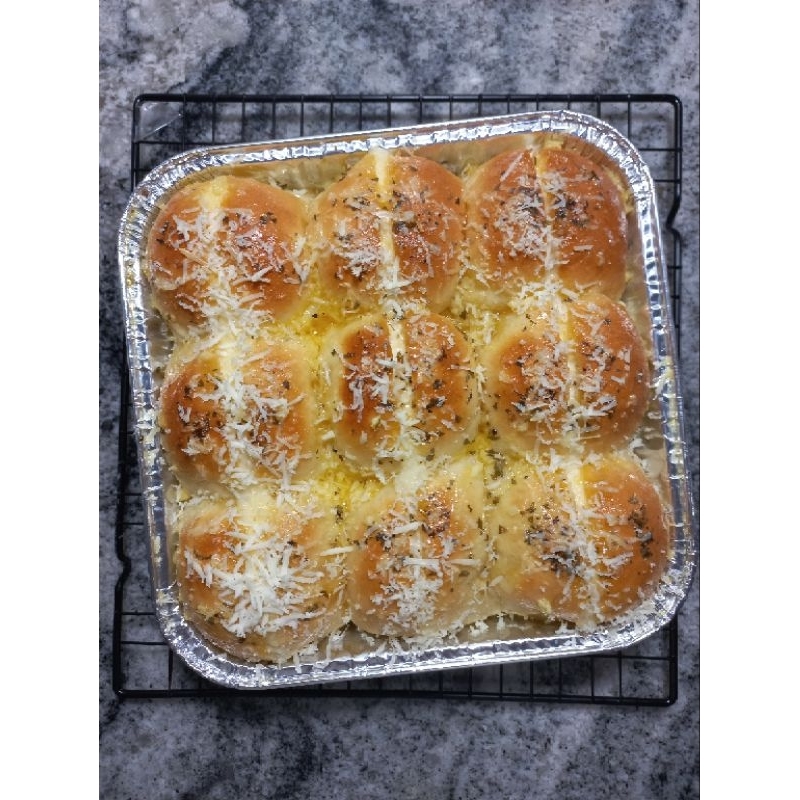 

Korean Cream Cheese Garlic Loyang
