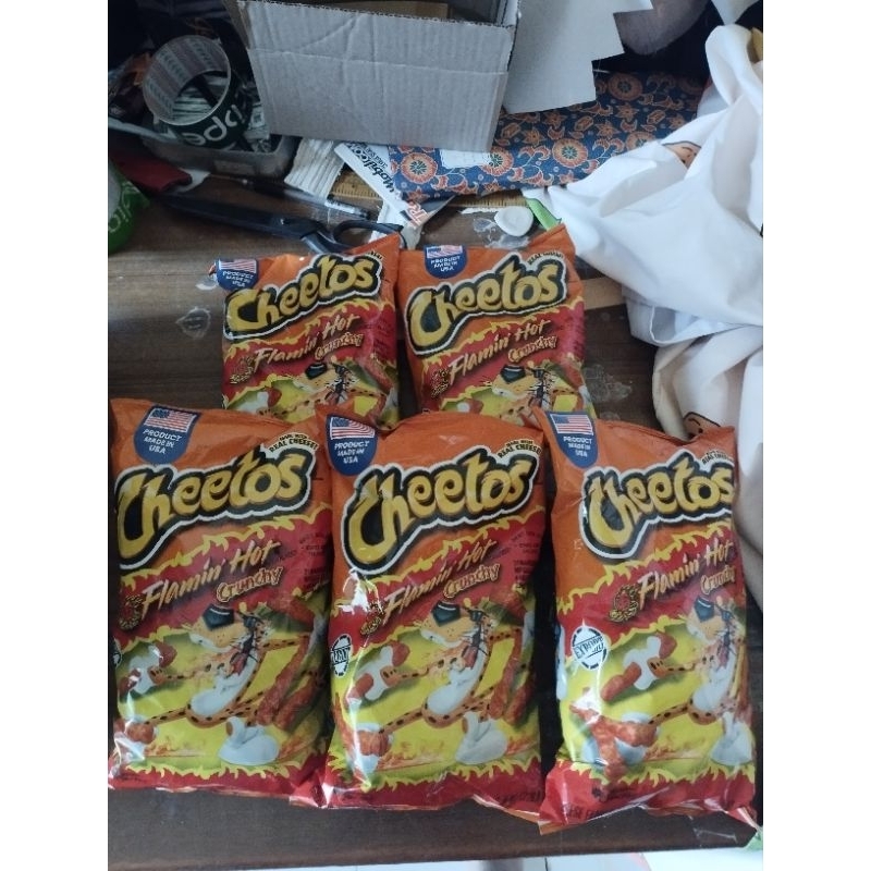 

cheetos flamin hot / snack import / Cemilan instant import