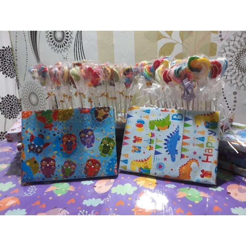 

Tatakan Permen Lolipop/ Tatakan Coklat Karakter / Display Permen Lollipop